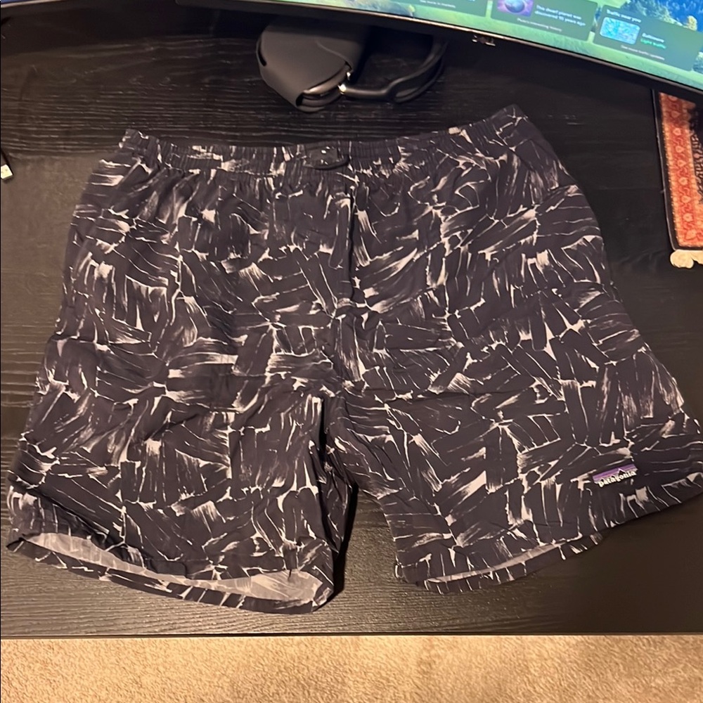 Patagonia Rare Black Patterned Shorts